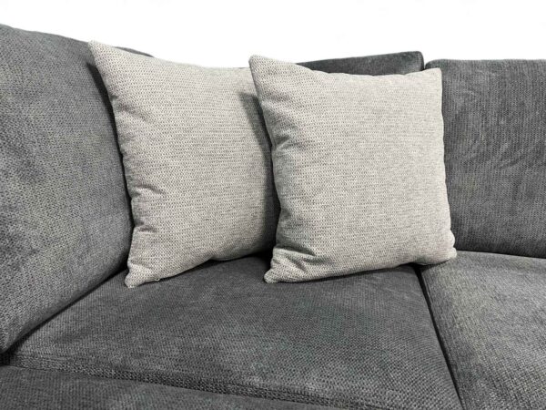 IMG-3f32e5f43576d769a51a6480164d9e91-V