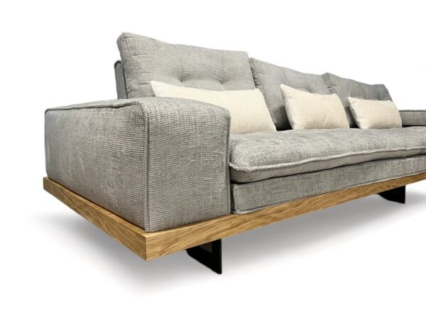 IMG-9be04e73e8a6b3e622df11cae44c1306-V